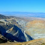 ペルー政府からまだ遠で取引mmgのラスbambas鉱山再起動